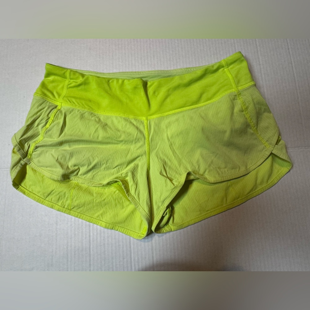 Lululemon rare  Vibrant lime green speed up 2.5 in Athletic Shorts